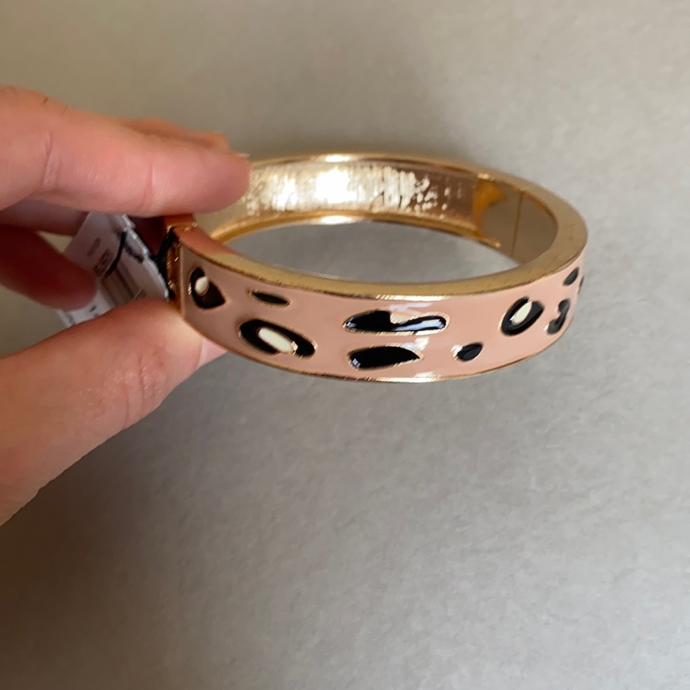Express leopard bangle